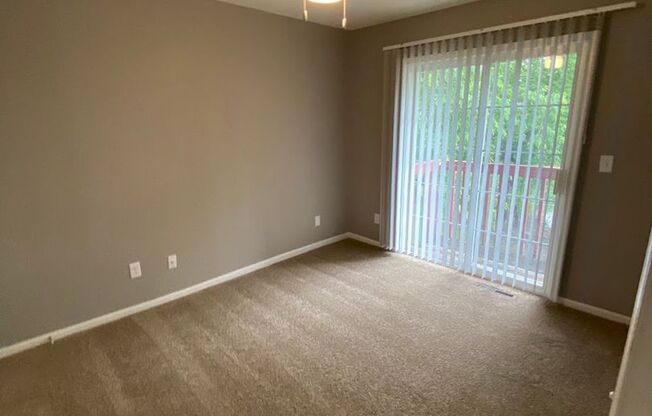 2 beds, 1.5 baths, 1,200 sqft, $1,900, Unit 8130-07