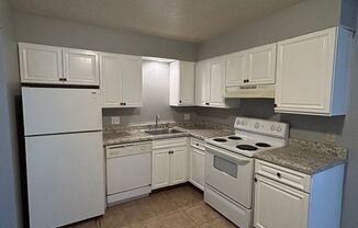 2 beds, 1 bath, 780 sqft, $895, Unit Apt #09