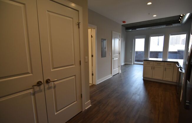 1 bed, 1 bath, 642 sqft, $3,160, Unit 3833-417