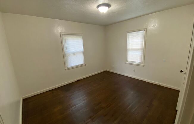 2 beds, 1 bath, $950