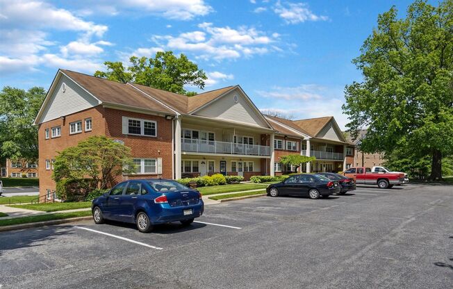 600 N. Hickory Ave.