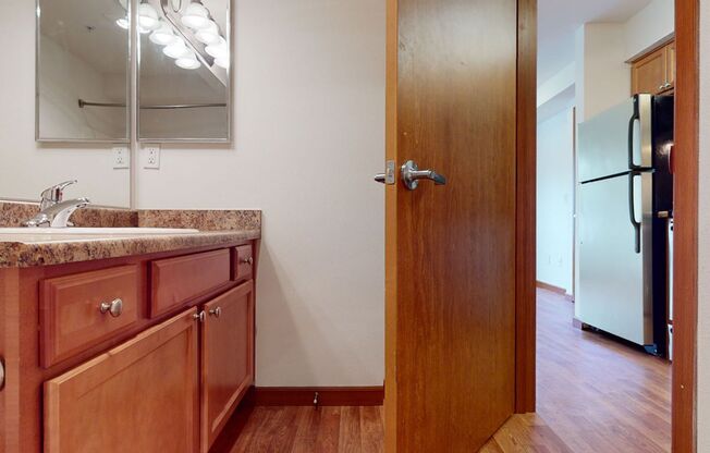 Studio, 1 bath, 337 sqft, $1,442, Unit B105