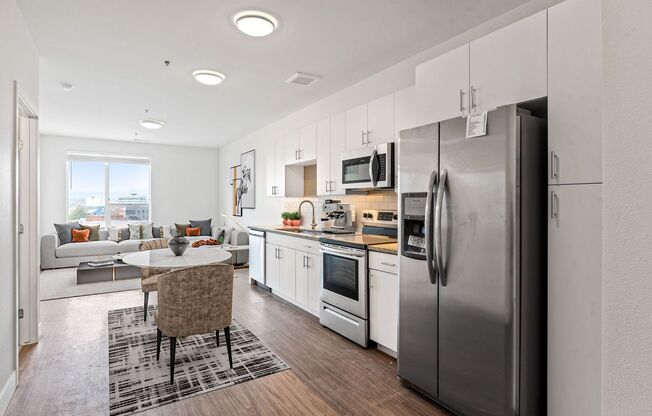 1 bed, 1 bath, 686 sqft, $1,675, Unit 200