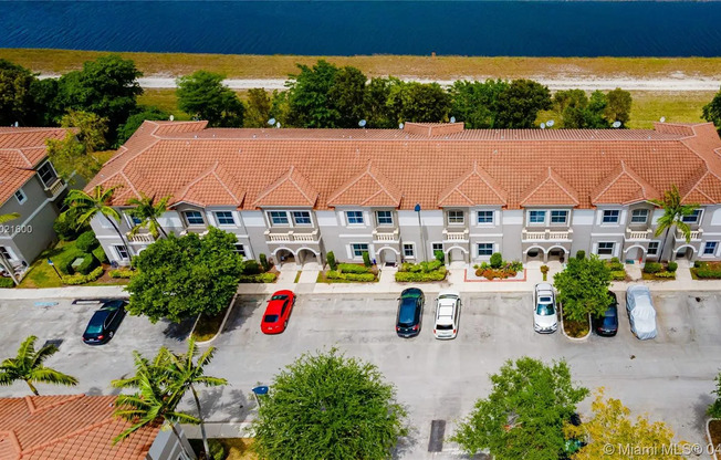 14053 SW 49 ST