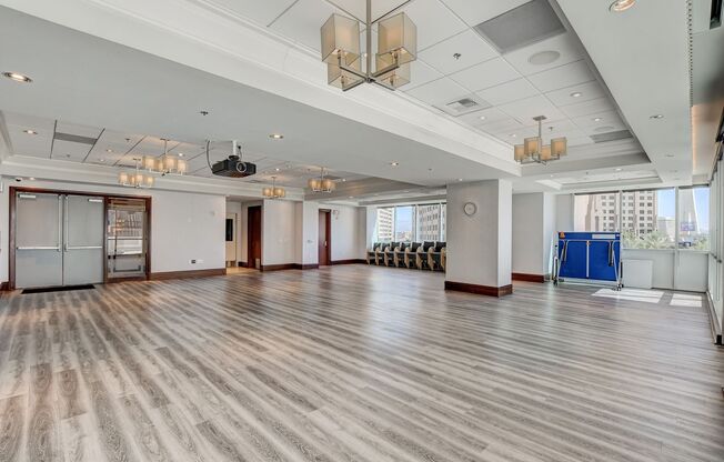 2 beds, 2 baths, $5,500