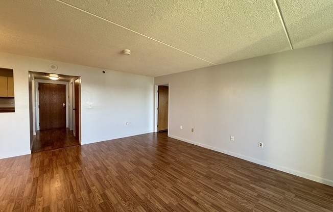 200 Cove Way