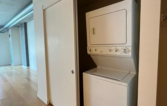 Studio, 1 bath, $1,450