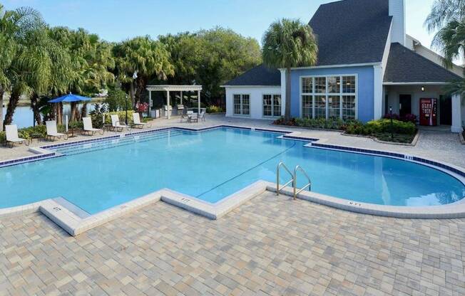 Bay Crossing | Tampa, FL | Resort-Style Pool w/ Expansive Sundeck