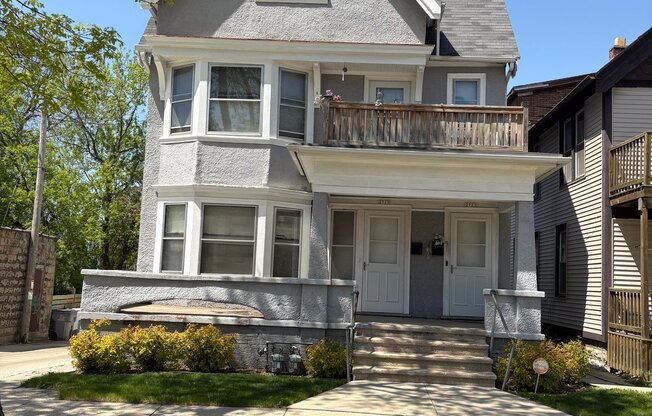 2719 N 1 ST