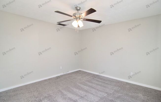 2 beds, 1 bath, $1,000