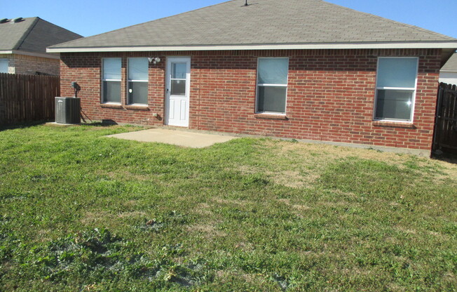 3 beds, 2 baths, $1,850
