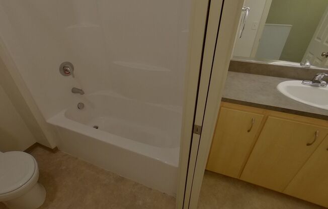 4 beds, 2.5 baths, 1,515 sqft, $3,600, Unit 29