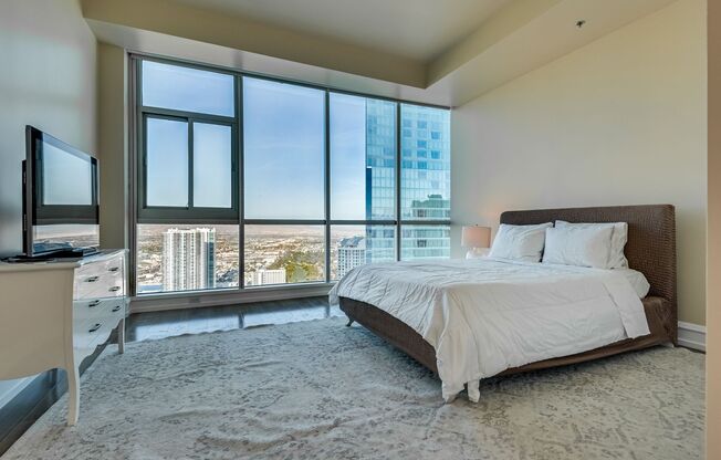 3 beds, 5 baths, $18,975, Unit # 4305