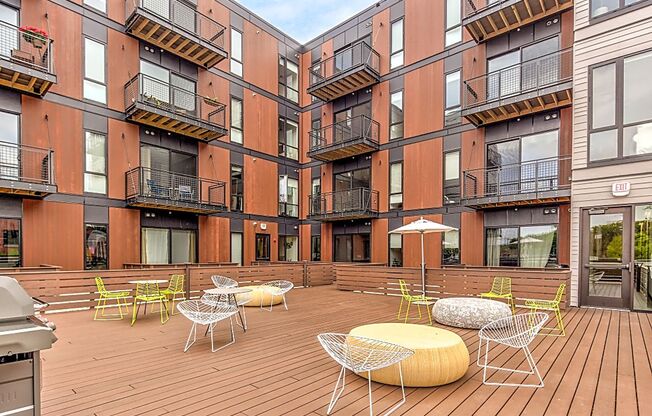 2 beds, 1 bath, 1,034 sqft, $1,900, Unit 505