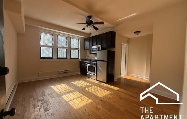 4737 N Hermitage Ave