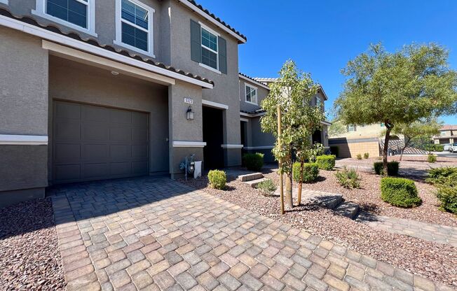 Modern 2-Bedroom Townhome Near Allegiant Stadium!