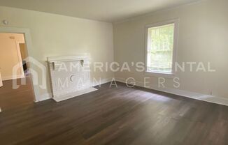 3 beds, 1 bath, $995