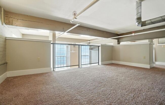 1 bed, 1 bath, 943 sqft, $1,424, Unit 3301-103