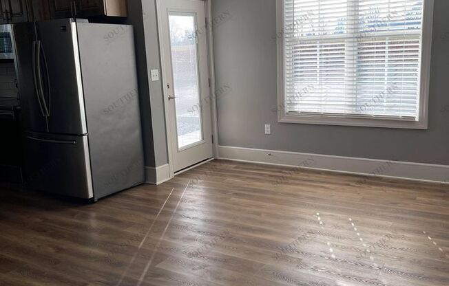 2 beds, 2 baths, 1,000 sqft, $1,300, Unit Suite 50