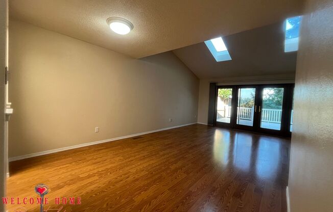 2 bedroom townhome condo with AMAZING view, brand new carpeting and a fresh coat of paint!!!