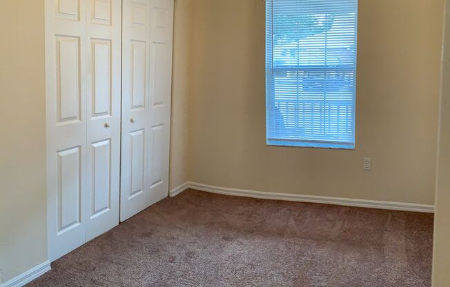 2 beds, 2 baths, 664 sqft, $1,195, Unit 5