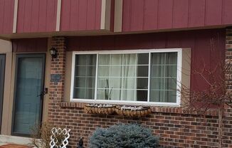 Nice Condominium for Rent with wood floors