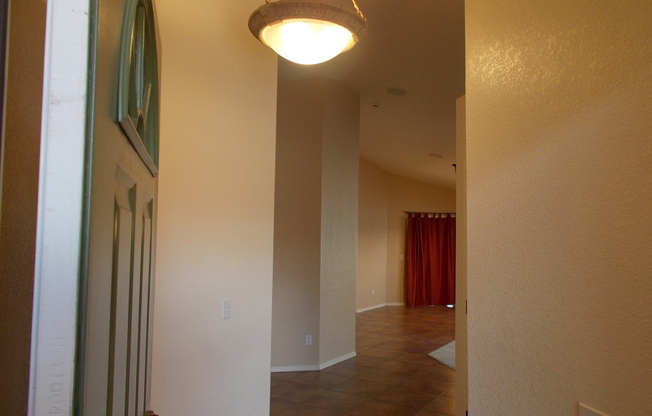 3 beds, 2 baths, $1,450