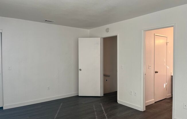 3 beds, 2 baths, 1,268 sqft, $1,895, Unit Unit #2