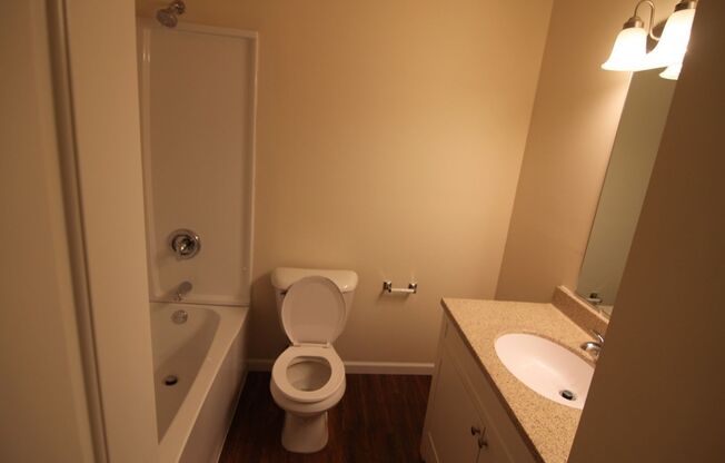 2 beds, 1.5 baths, 894 sqft, $1,499.99, Unit 10155-103