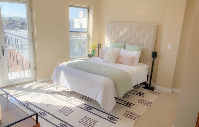 2 beds, 1 bath, 1,084 sqft, $5,500, Unit 608