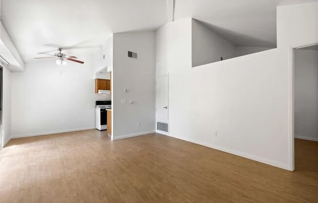 1 bed, 1 bath, 517 sqft, $1,295, Unit 111