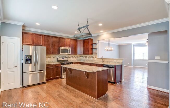 1203 Heritage Links Drive
