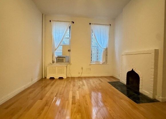 Studio, 1 bath, $3,250, Unit 2C