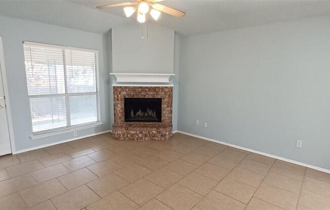 2324 CORRAL DR
