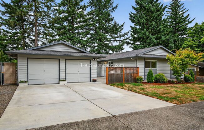 119 SE SWEETBRIAR LN