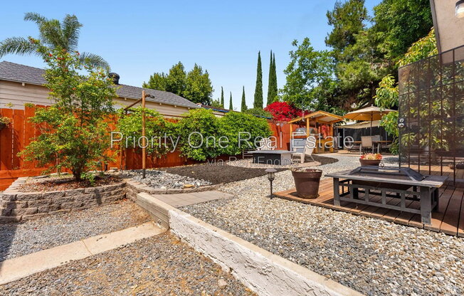 3 beds, 2 baths, 1,192 sqft, $4,195