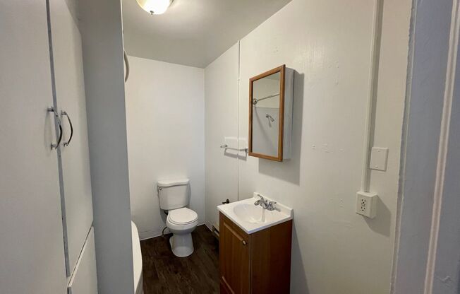 1125 W 11th Ave - 14 Unit