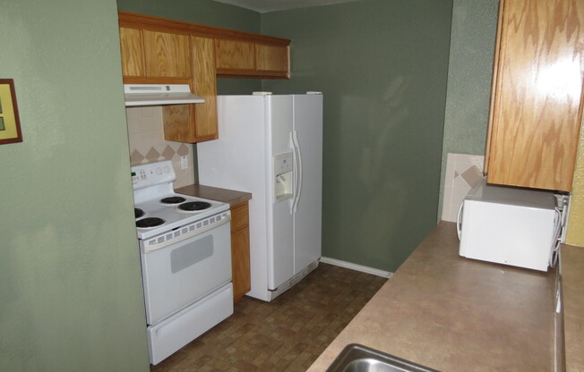 4 beds, 2 baths, $1,450