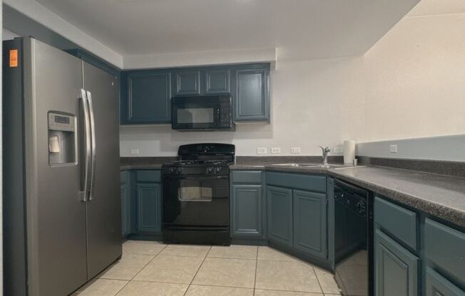 2 beds, 2 baths, $1,400, Unit UNIT 130