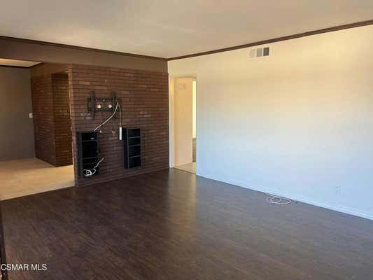 2 beds, 2 baths, 1,000 sqft, $2,300, Unit 4