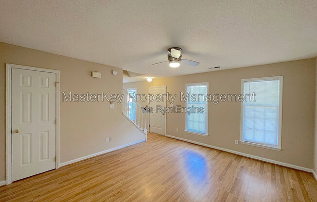 6320 DRY FRK LN