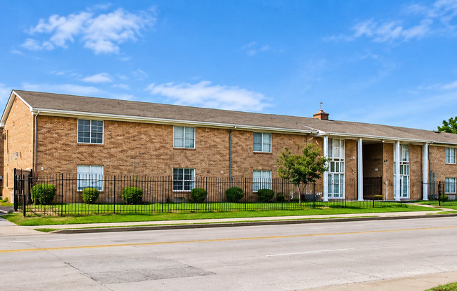 3823 Bonnie View Rd