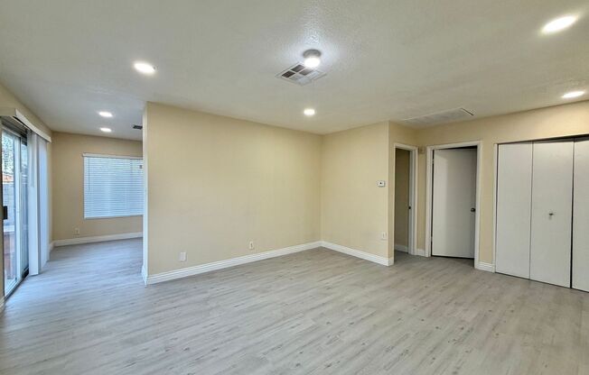 Newly remodeled 3bd/2bath