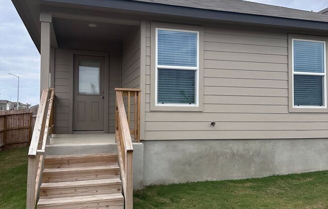 3 beds, 2 baths, $1,800