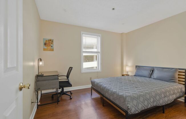 Vanderbilt Condo