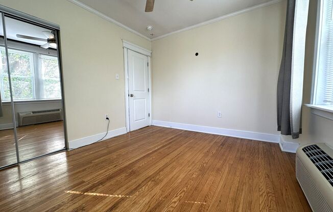 1 bed, 1 bath, 585 sqft, $1,310, Unit Apt C-08