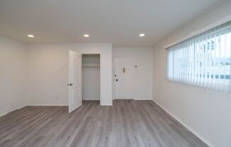 1 bed, 1 bath, 700 sqft, $2,100, Unit 608-10