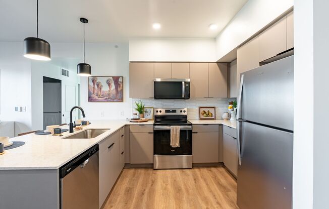 2 beds, 2 baths, 1,035 sqft, $1,995, Unit 21113 - 225