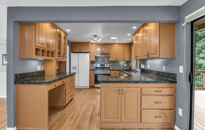 Three bedroom plus bonus room, and 2.5 bathroom Kent oasis