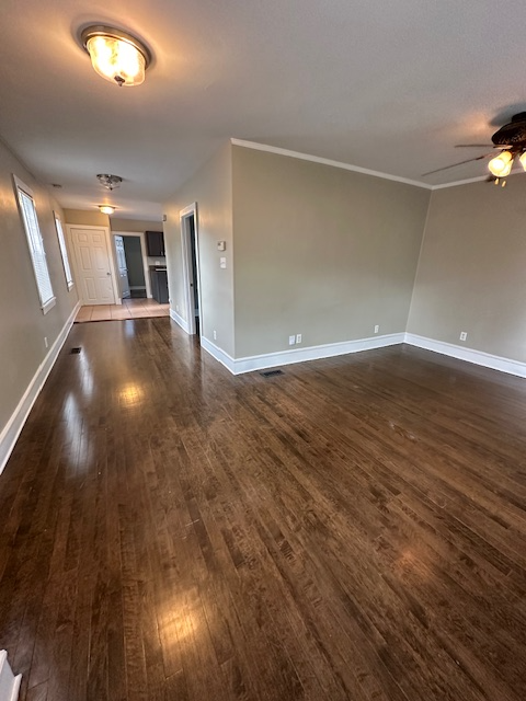 310 W SCOTT ST